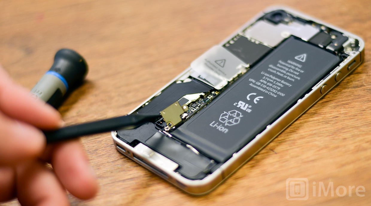 thay pin iPhone 4 4s uy tín giá rẻ